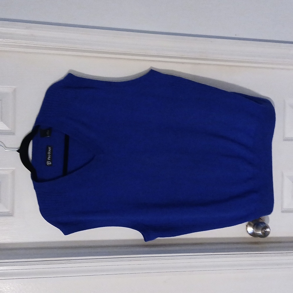 Pro Tour blue sweater vest